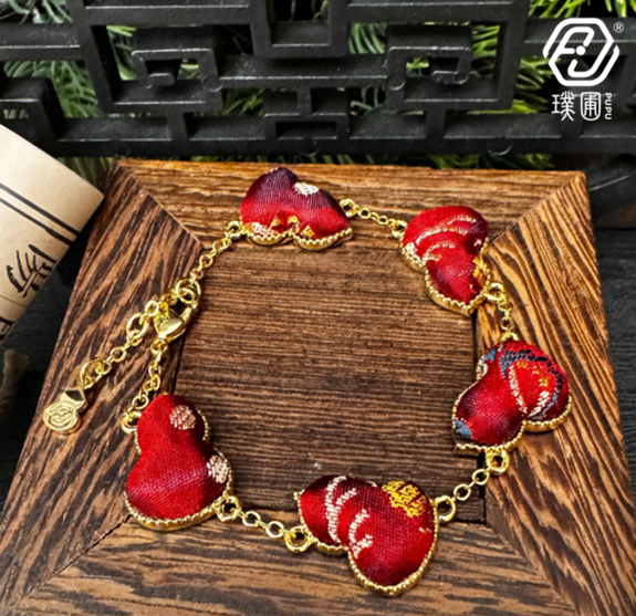 璞圃｜锦韵｜五蕴归真（火）葫芦合金手链 - 非遗宋锦手链｜新中式美学｜中国风礼品｜PuPu｜Jin Yun｜Inner Harmony (Fire) Four-Gourd Bracelet