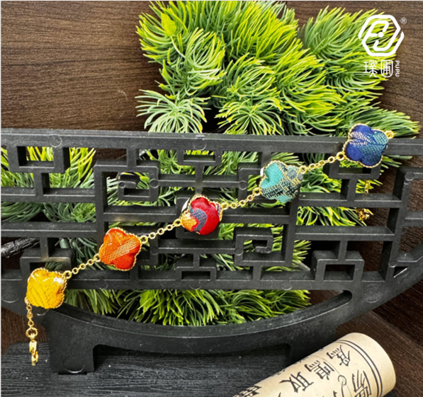 璞圃｜锦韵｜五蕴归真（五行）四叶草合金手链 - 非遗宋锦手链｜新中式美学｜中国风礼品｜PuPu｜Jin Yun｜Inner Harmony (Five Elements) Four-Leaf Clover Bracelet